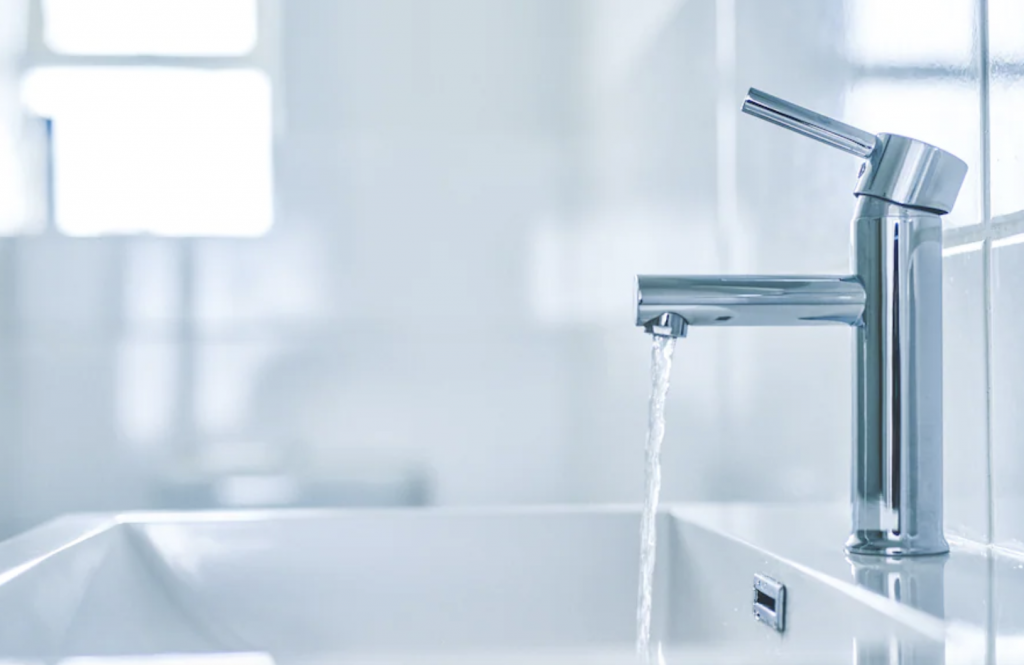 LA INTELIGENCIA ARTIFICIAL Y EL AGUA POTABLE LA INTELIGENCIA ARTIFICIAL Y EL AGUA POTABLE